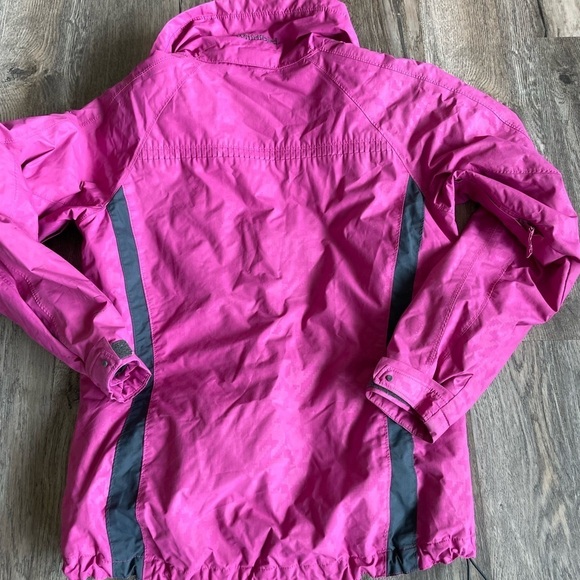 Columbia Women’s Pink outer jacket shell, size medium - Picture 7 of 14